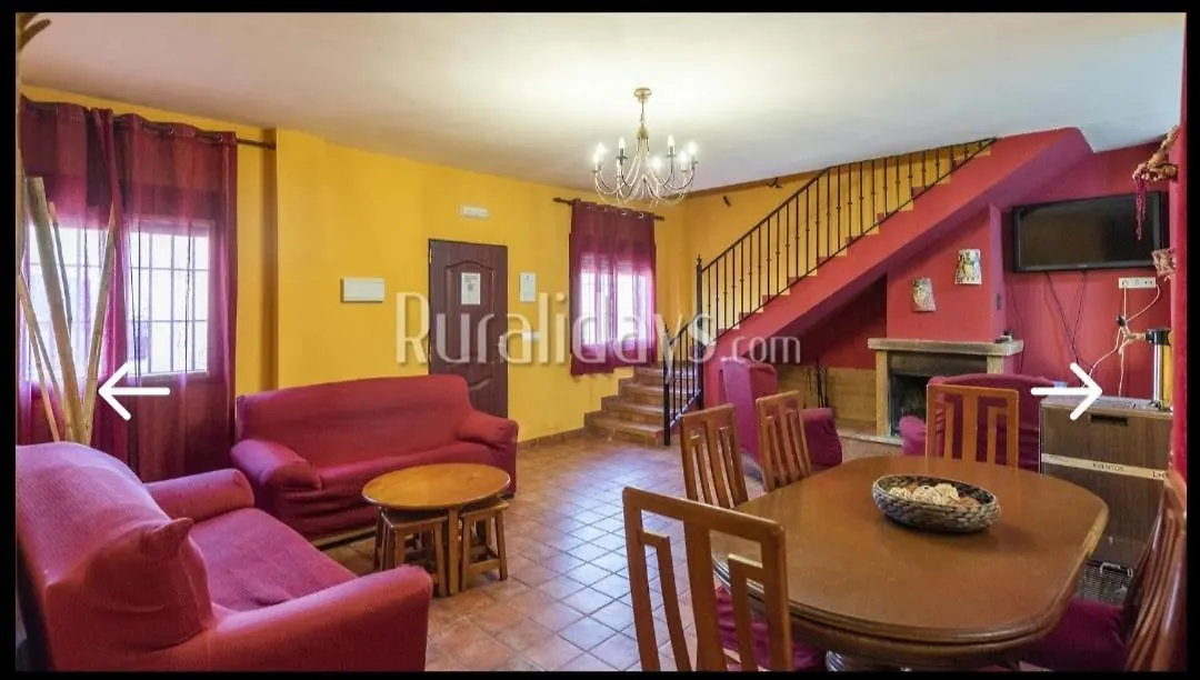 Casa Rural Los Alcaidejos Con Piscina Malaga